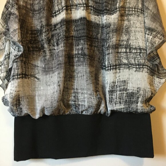 Ispiri Abstract Print 2 in 1 Flutter Sleeve & Tank Top - Picture 6 of 16